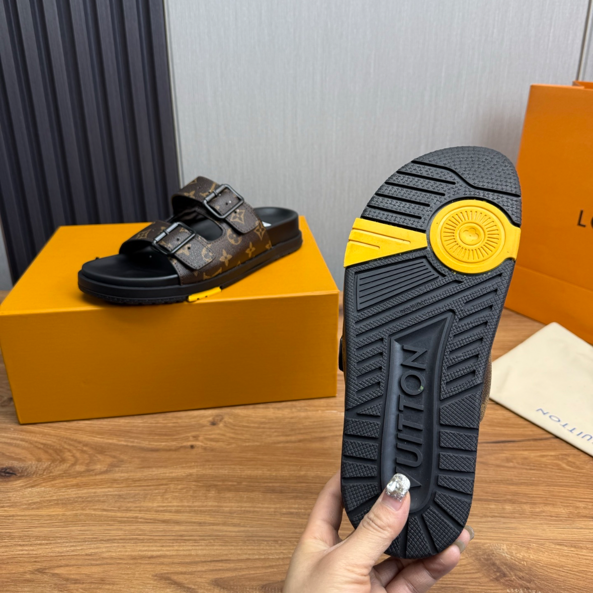 Sandals (PRE ORDER)