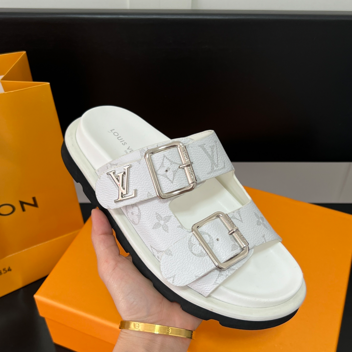 Sandals (PRE ORDER)